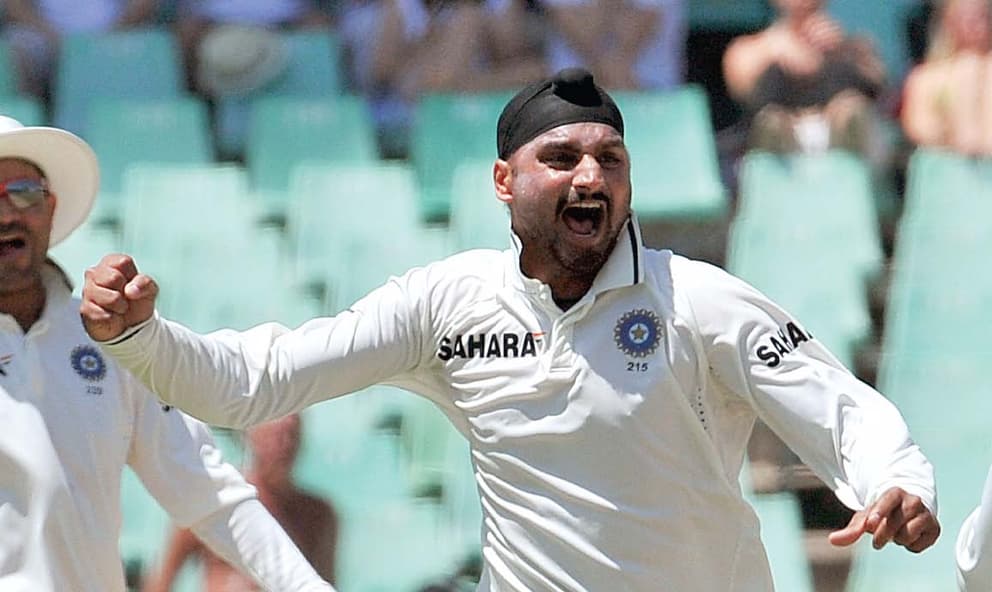 Harbhajan Singh lashes out at critics over Rohit Sharma and Virat Kohli’s non-committal remarks